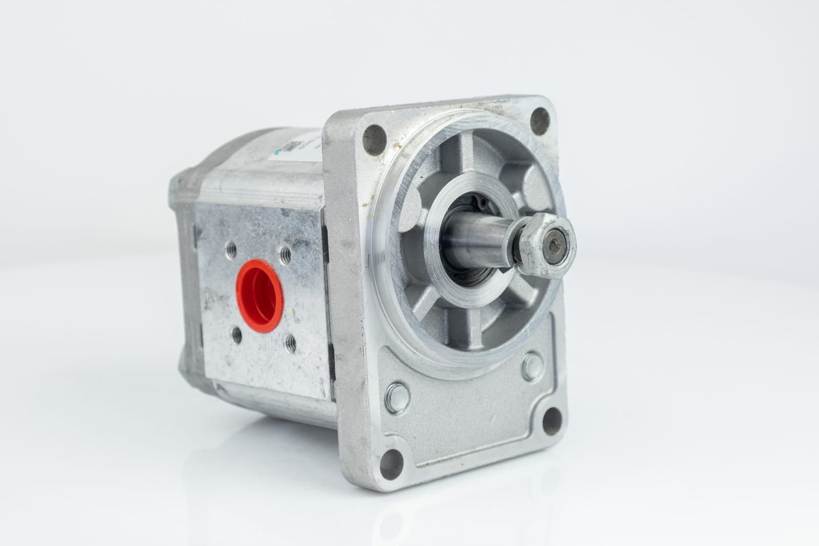 Насос шестеренный PLP20.14D0-54B2-LBE/BC-N-EL-FS 01999968 CASAPPA/14,53 см3; 250 БАР; 500-3500 об/мин; фланец Немецкий (B2); вал немецкий конический 1:5 (54)