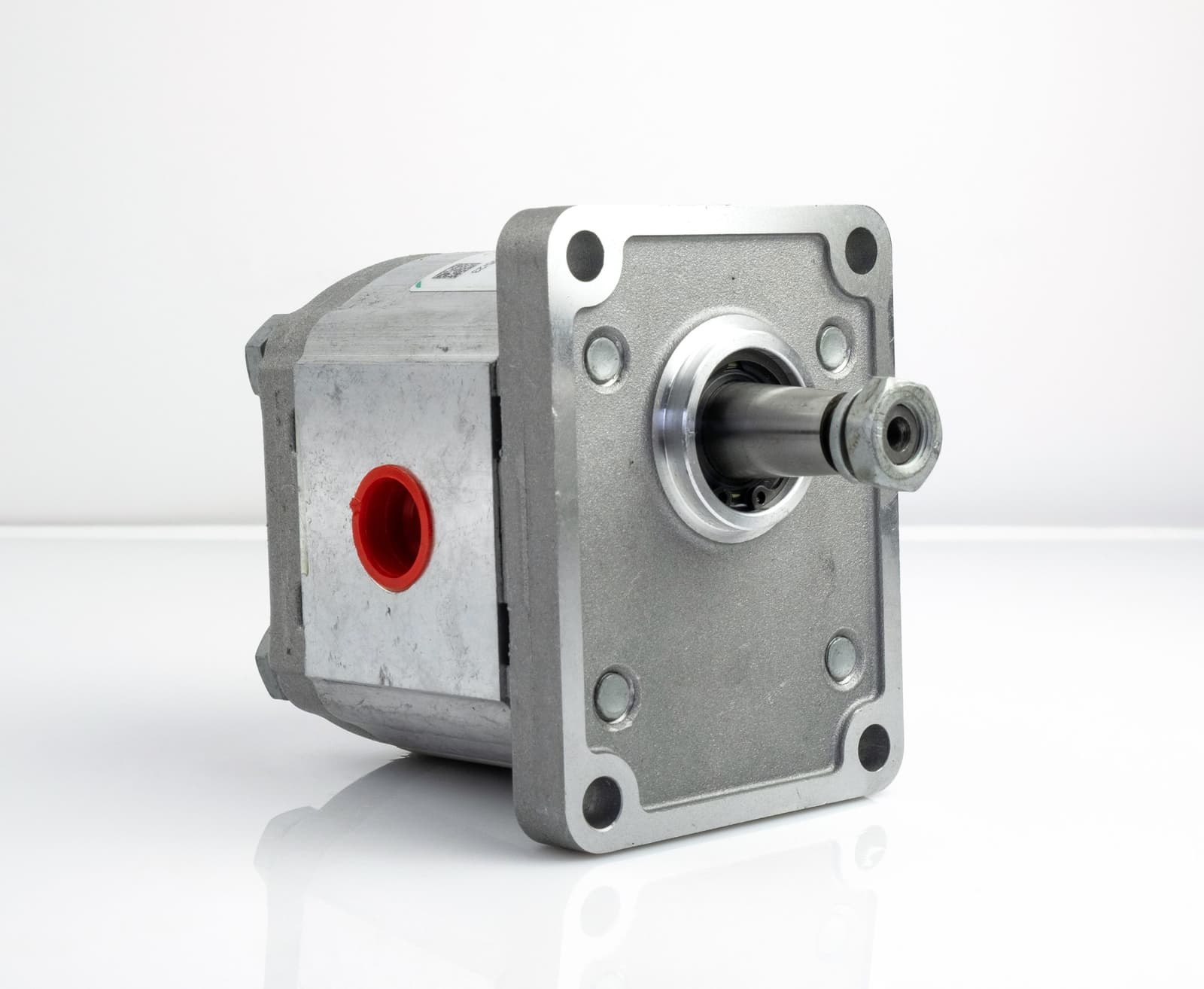 Шестеренный насос PLP20.9D0-82E2-LGD/GD-N-EL-FS 02004747 CASAPPA / 9,17 см3; 250 БАР; 600-3500 об/мин; фланец европейский – 2 группа (E2); вал европейский конический 1:8 (82)
