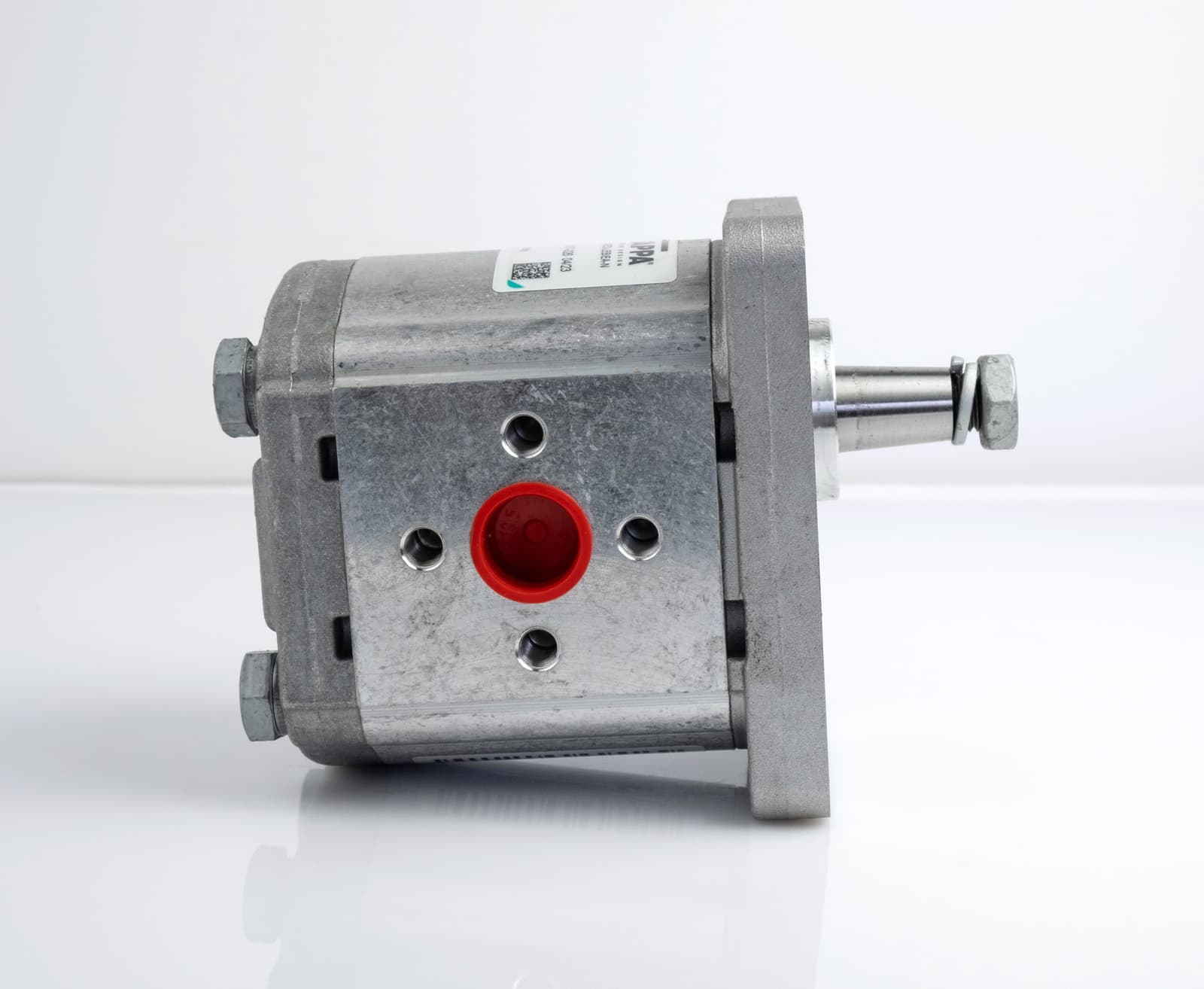 Насос шестеренный PLP20.16D0-82E2-LEB/EA-N-EL-FS 02004646 CASAPPA/16,85 см3; 250 БАР; 500-3000 об/мин; фланец европейский – 2 группа (E2); вал европейский конический 1:8 (82)