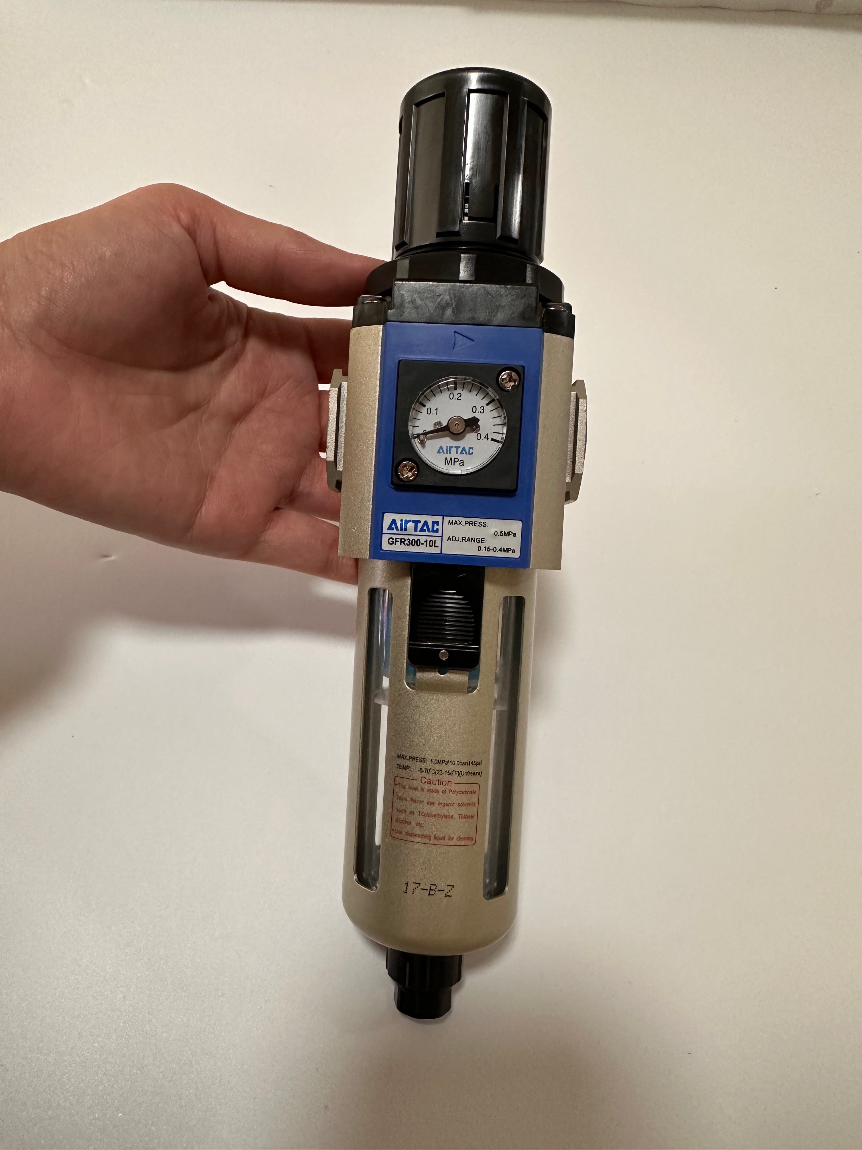 Регулятор давления AirTAC GFR30010LJF1WTK