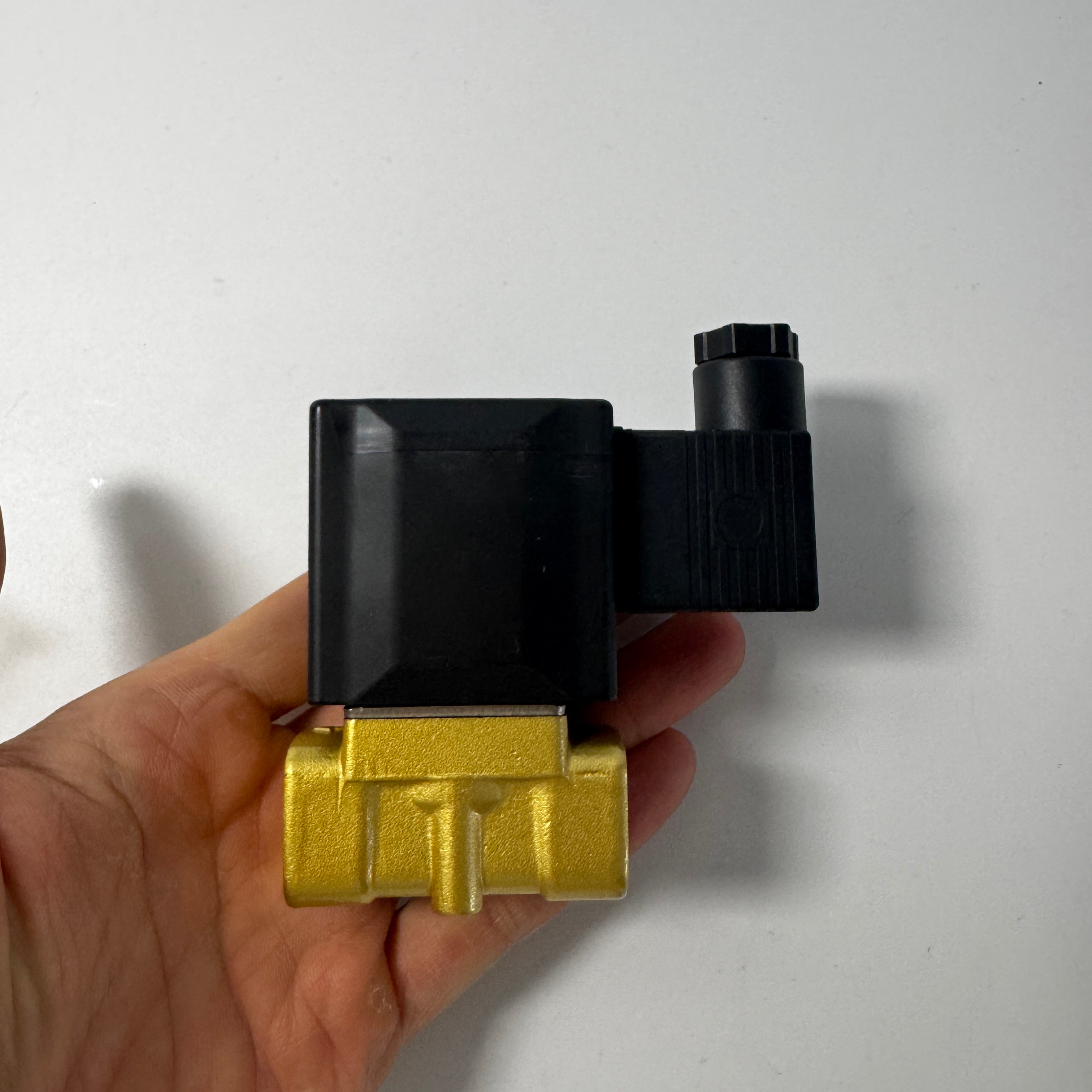 Электромагнитный клапан AirTAC 2W050-10