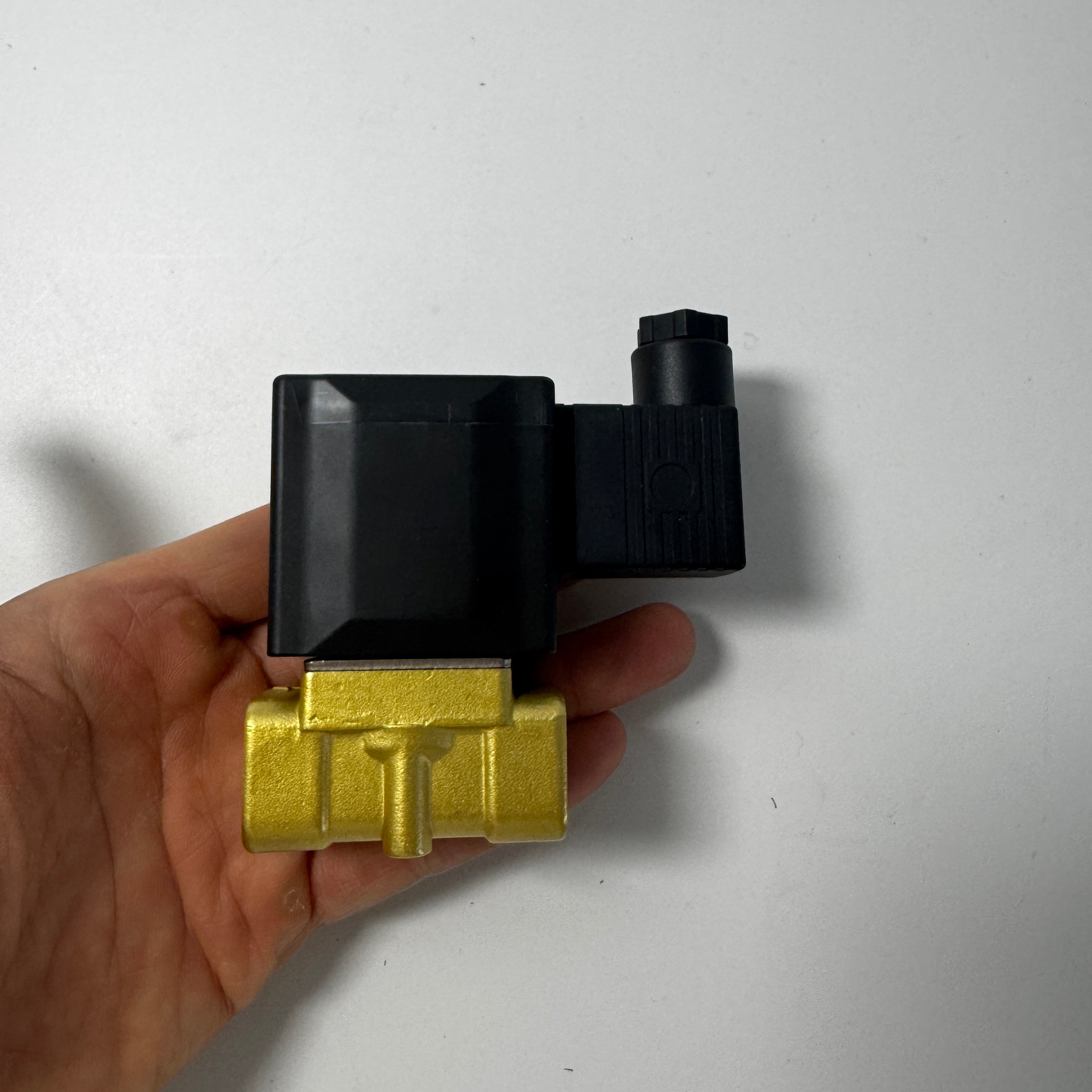 Электромагнитный клапан AirTAC 2W050-15