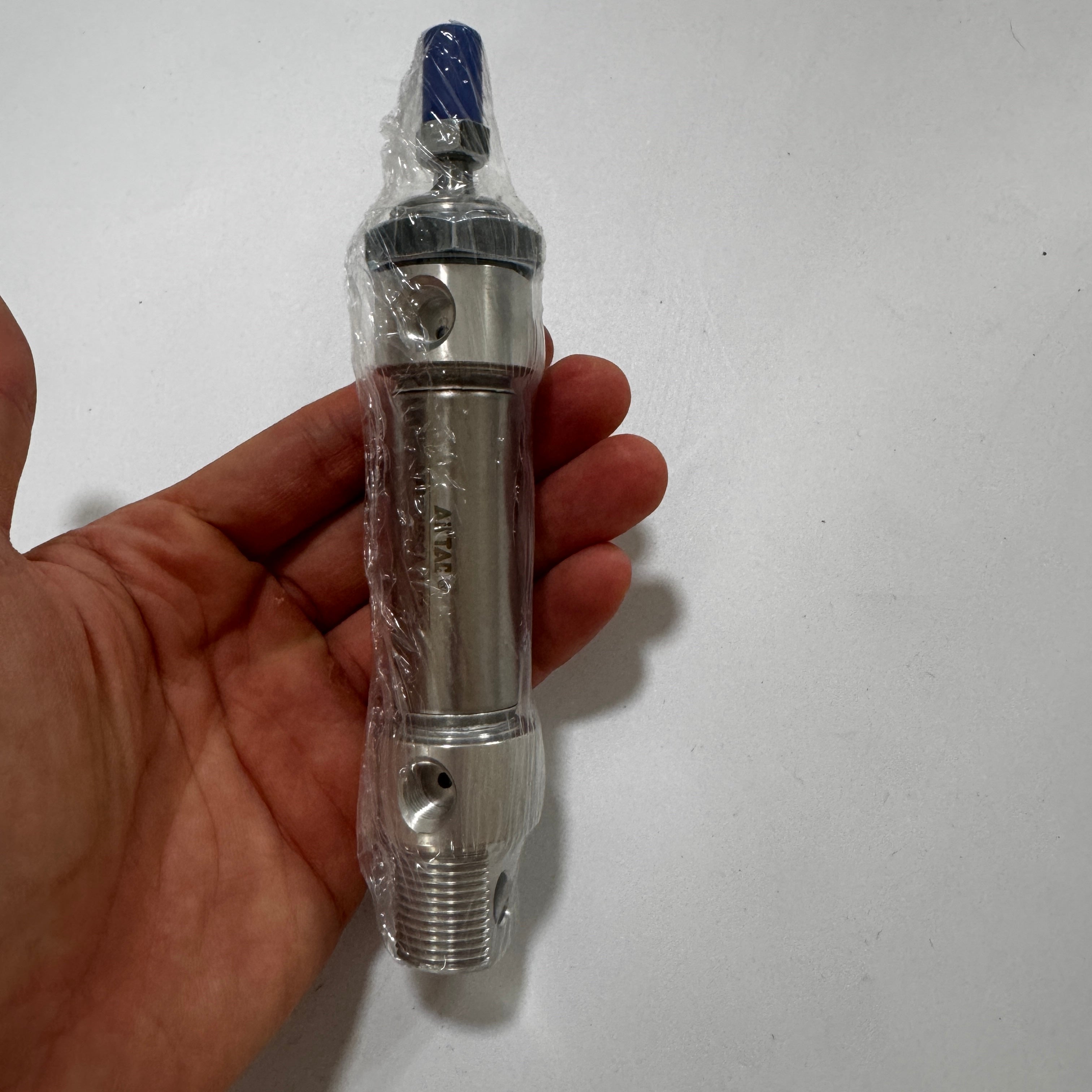 Круглый пневмоцилиндр AirTAC MA20X15SCA