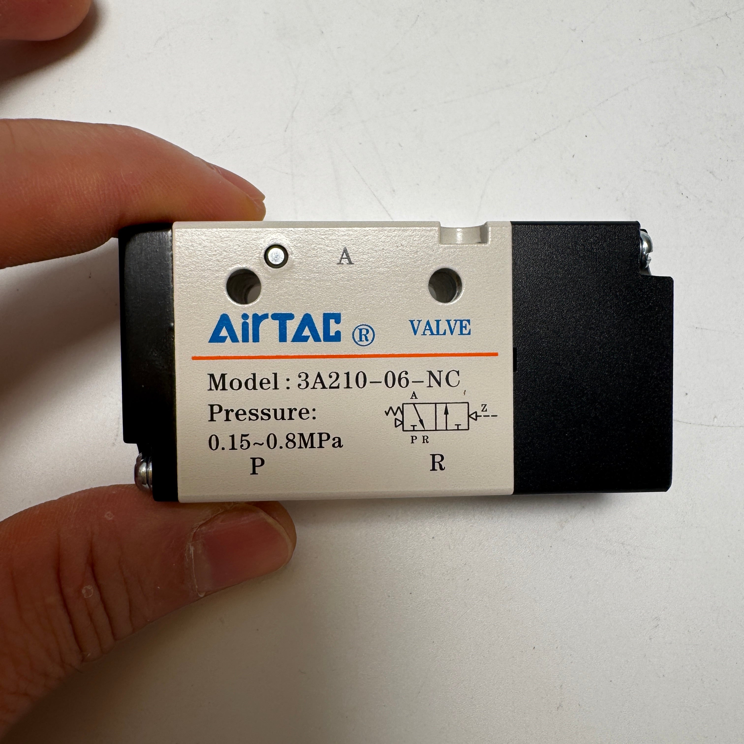 Пневмораспределитель AirTAC 3A210-06 NC