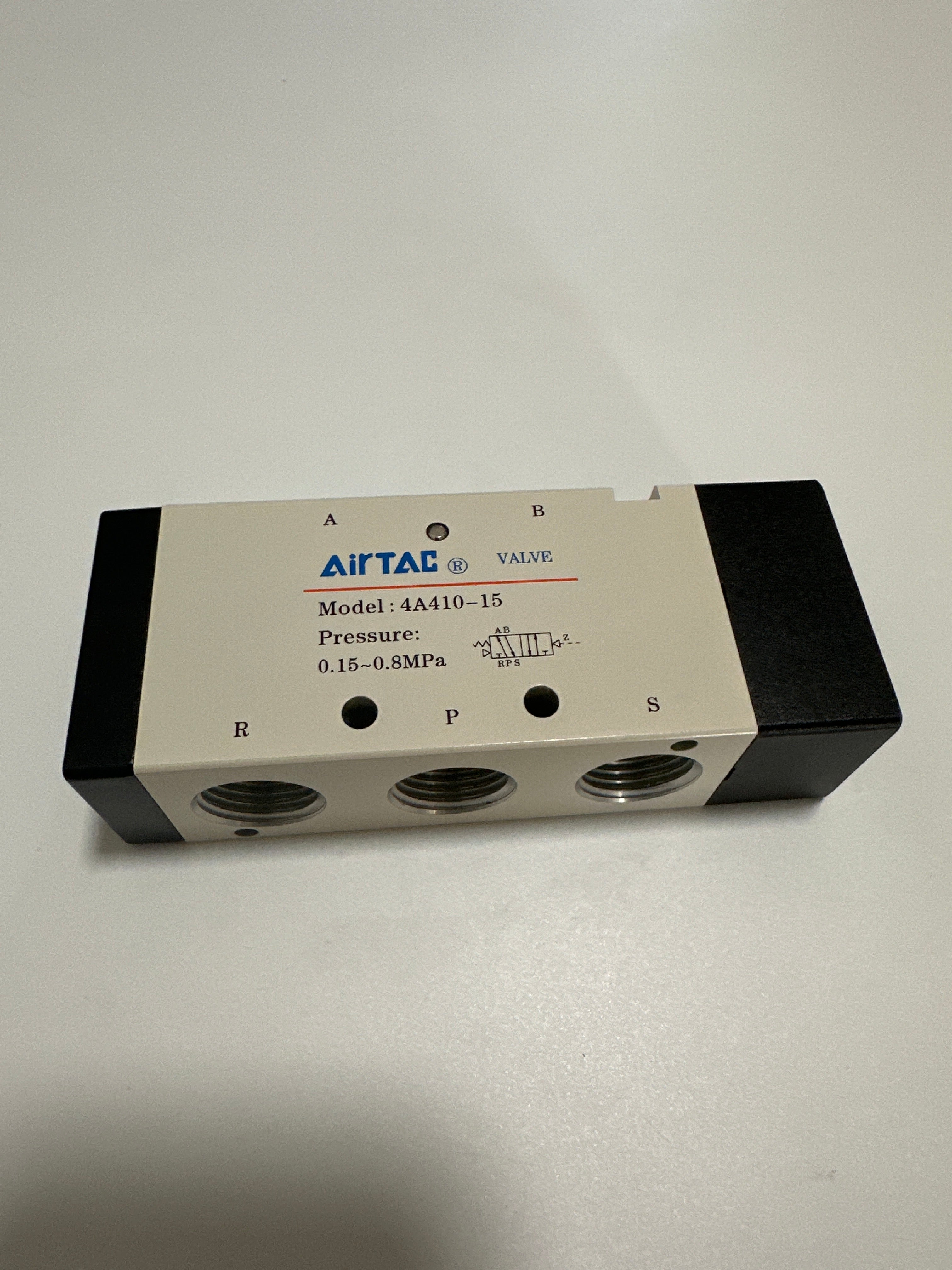 Пневмораспределитель AirTAC 4A410-15