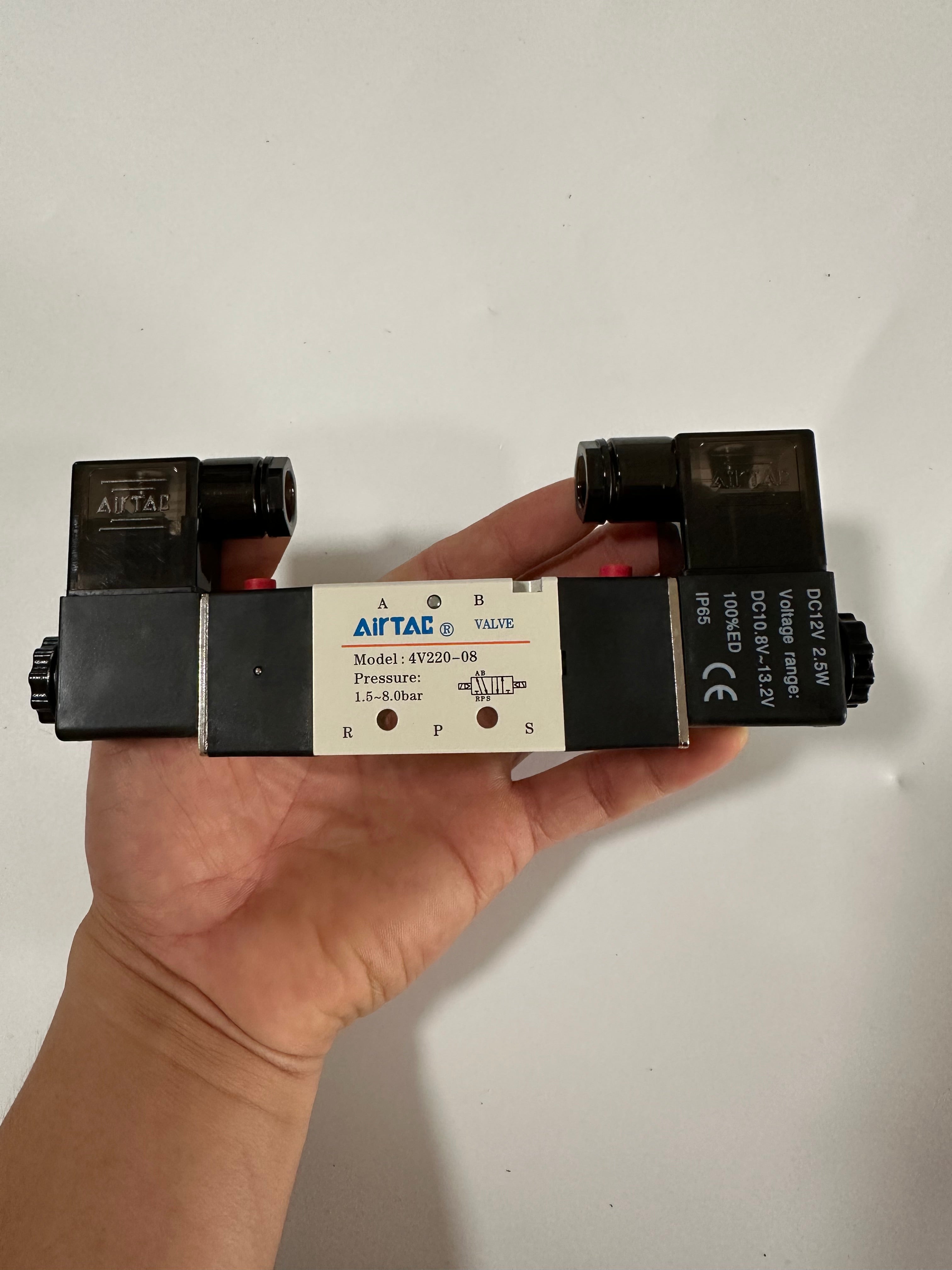 Электромагнитный клапан AirTAC 4V220-08