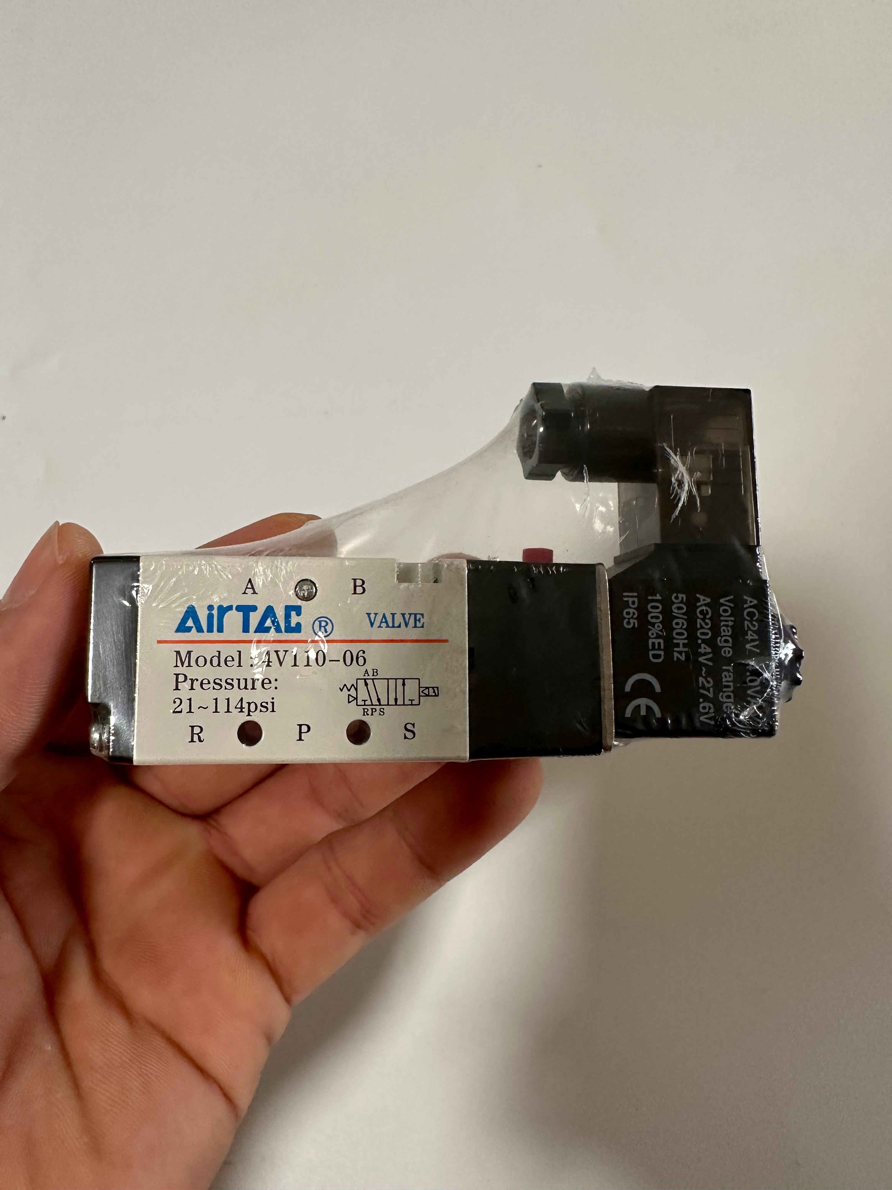 Электромагнитный клапан AirTAC 4V110-06