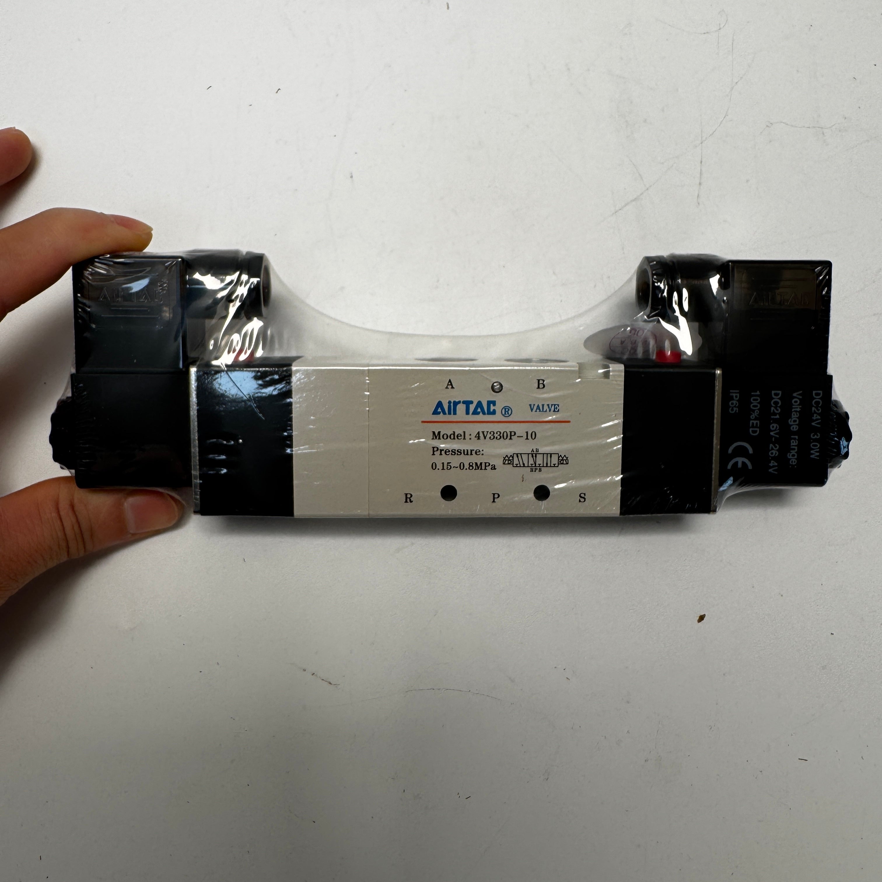 Электромагнитный клапан AirTAC 4V330P-10